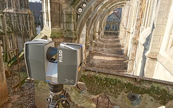 St-Wandrille-toit Scanner 3D FARO sur le toit de l'Abbaye de Saint Wandrille